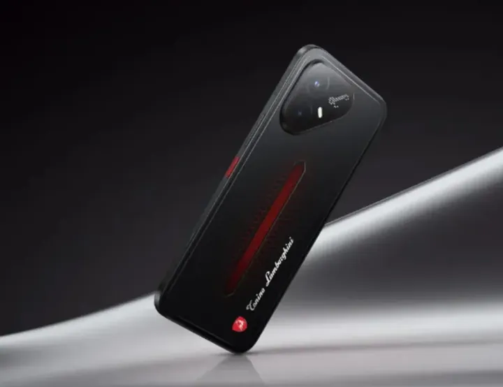 Tecno Pova 8 Pro 5G Lamborghini: смартфон, который решил притвориться суперкаром